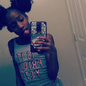 Meet your Posher, Tonisha